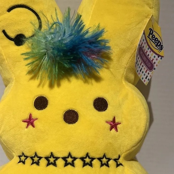 Emo yellow 16” Peeps plush Marshmallows Scent New with Tags & Free 🎁 - Picture 2 of 8